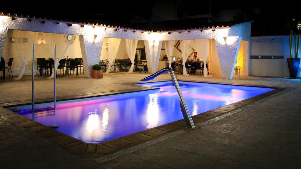 Hotel Salome Calafell Εξωτερικό φωτογραφία